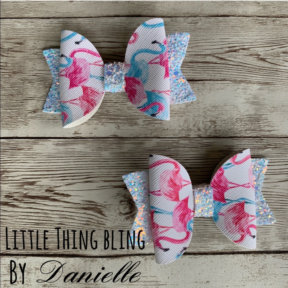 Set of two Flamingo Bows